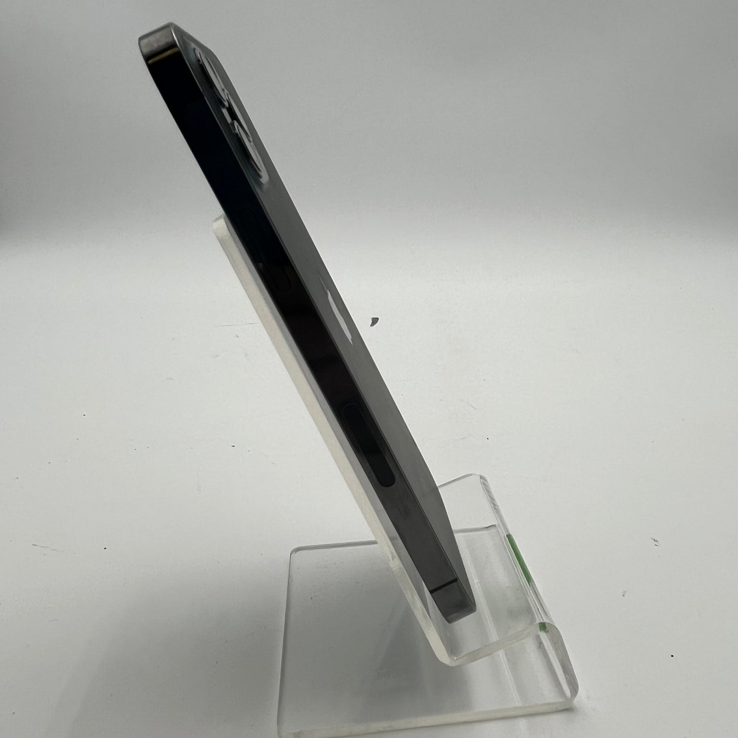 Factory Unlocked Apple iPhone 12 Pro 128GB Graphite MGJM3LL/A