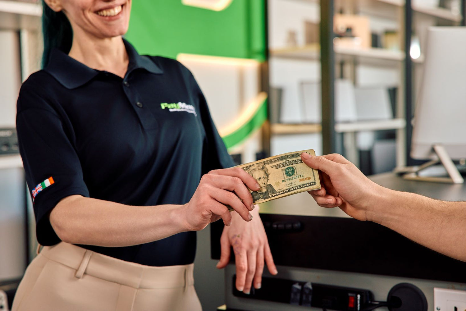 paymore employee paying a customer