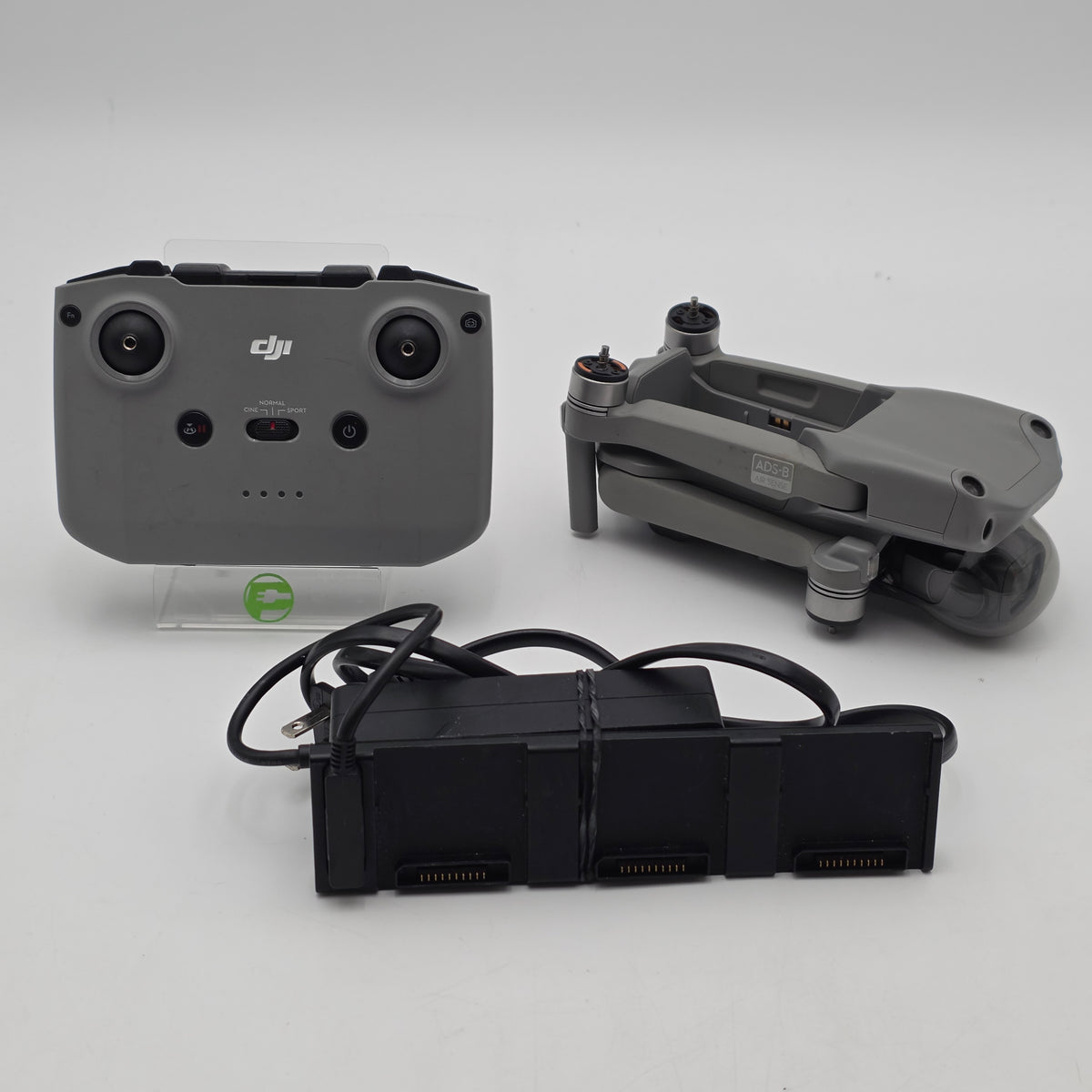 DJI Air 2S Camera Drone DA2SUE1 Bundle with Controller
