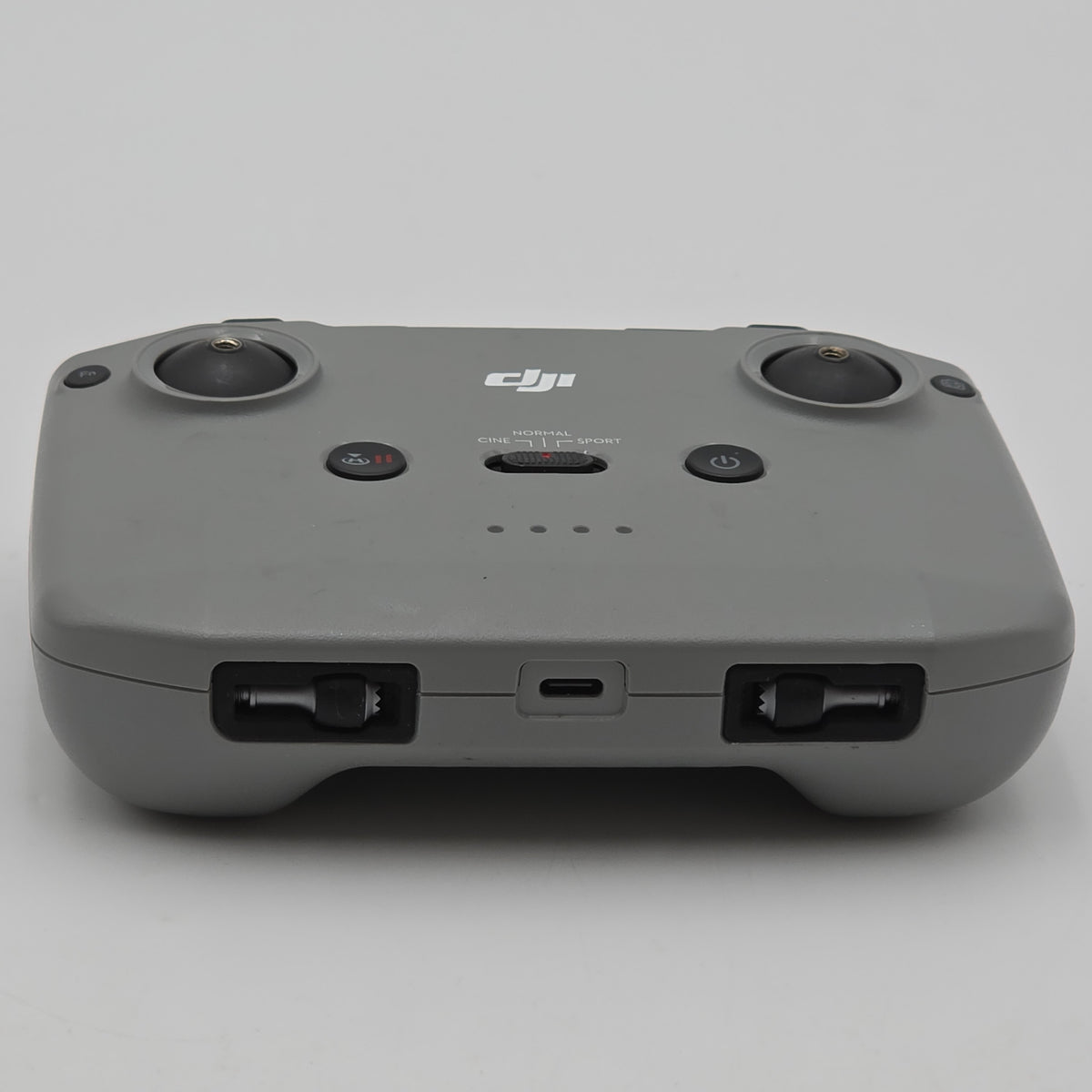 DJI Air 2S Camera Drone DA2SUE1 Bundle with Controller