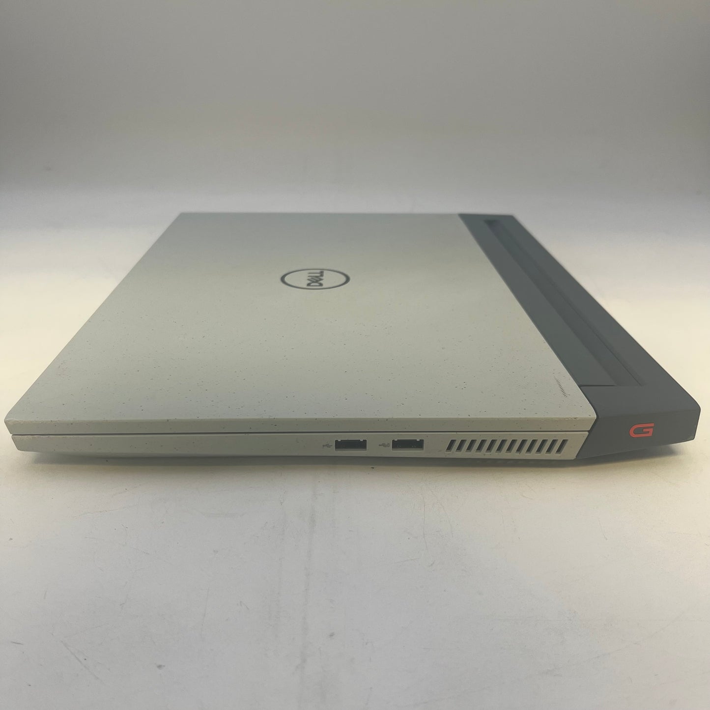Dell G15 5515 15.6" Ryzen 5 5600H 4.9GHz 16GB RAM 512GB SSD GeForce RTX 3050