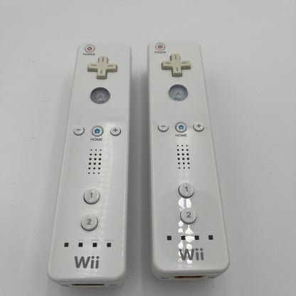 Nintendo Wii Video Game Console RVL-001 White GameCube Compatible 2 Controllers