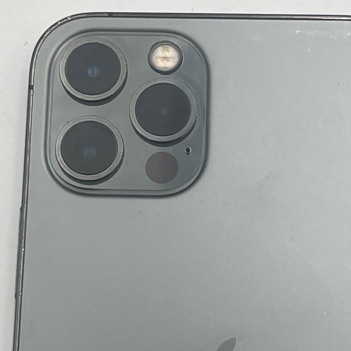 Factory Unlocked Apple iPhone 12 Pro 128GB Graphite MGJM3LL/A