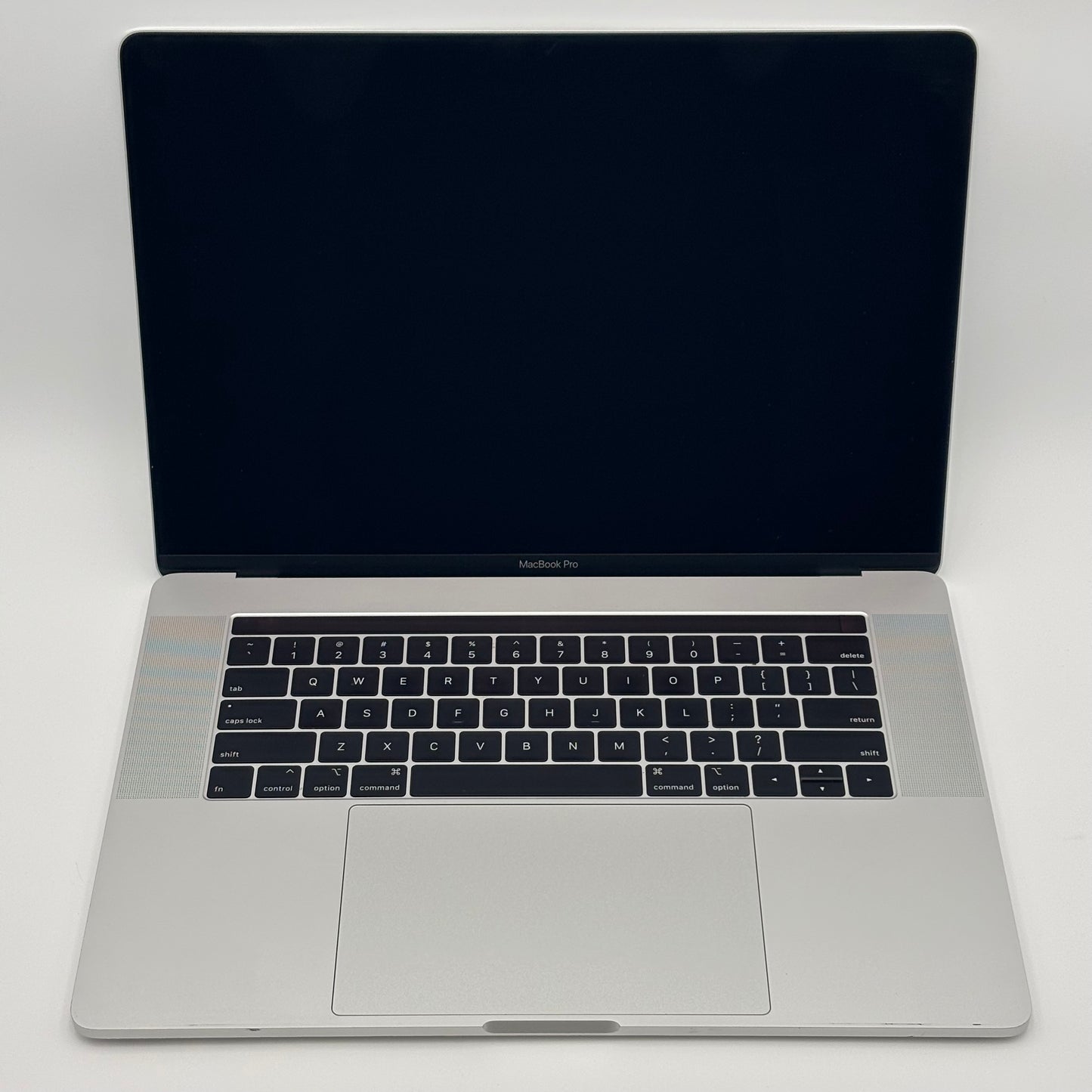 2019 Apple MacBook Pro 15.4" i7 2.6GHz 16GB RAM 512GB SSD Silver A1990