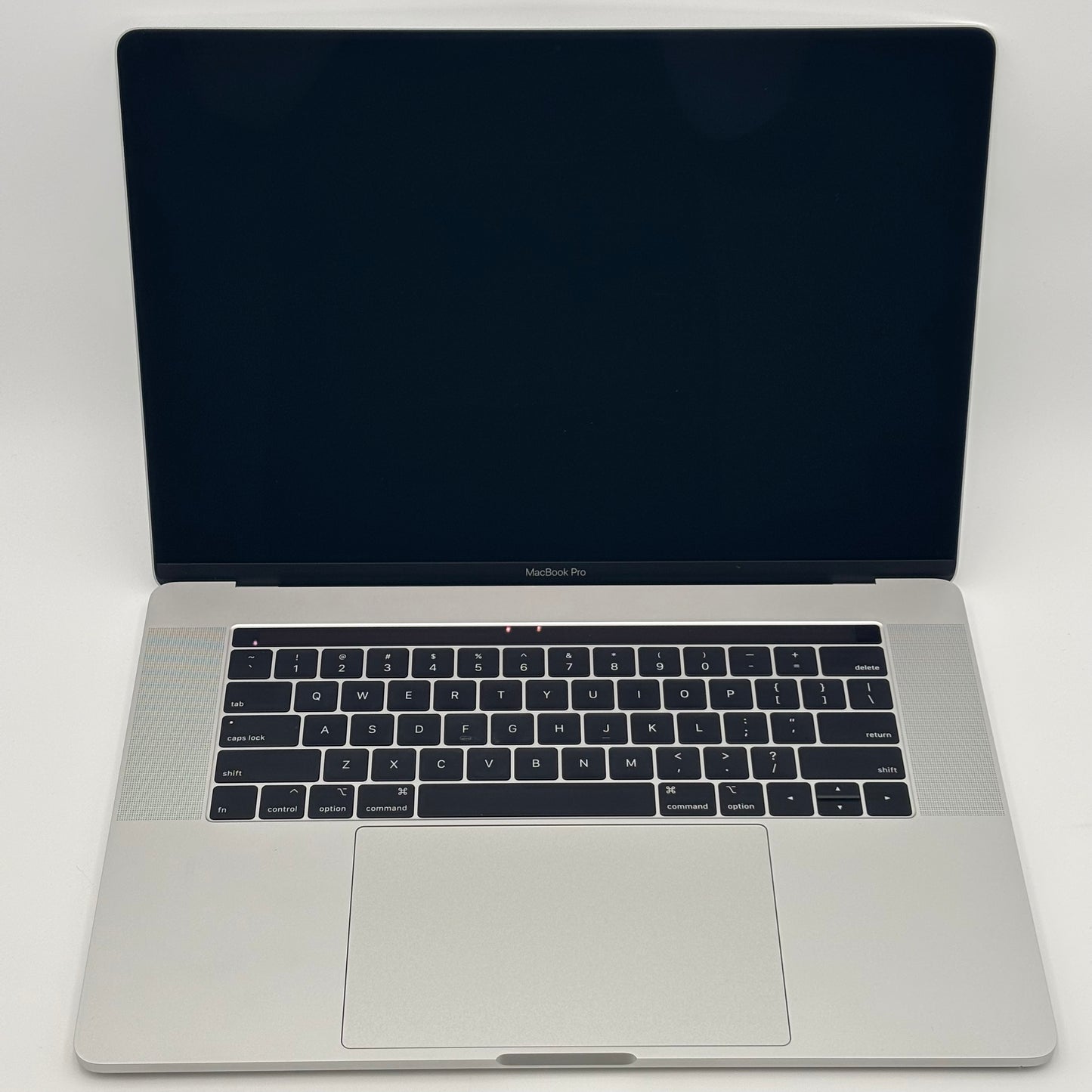 2019 Apple MacBook Pro 15.4" i7 2.6GHz 16GB RAM 512GB SSD Silver A1990