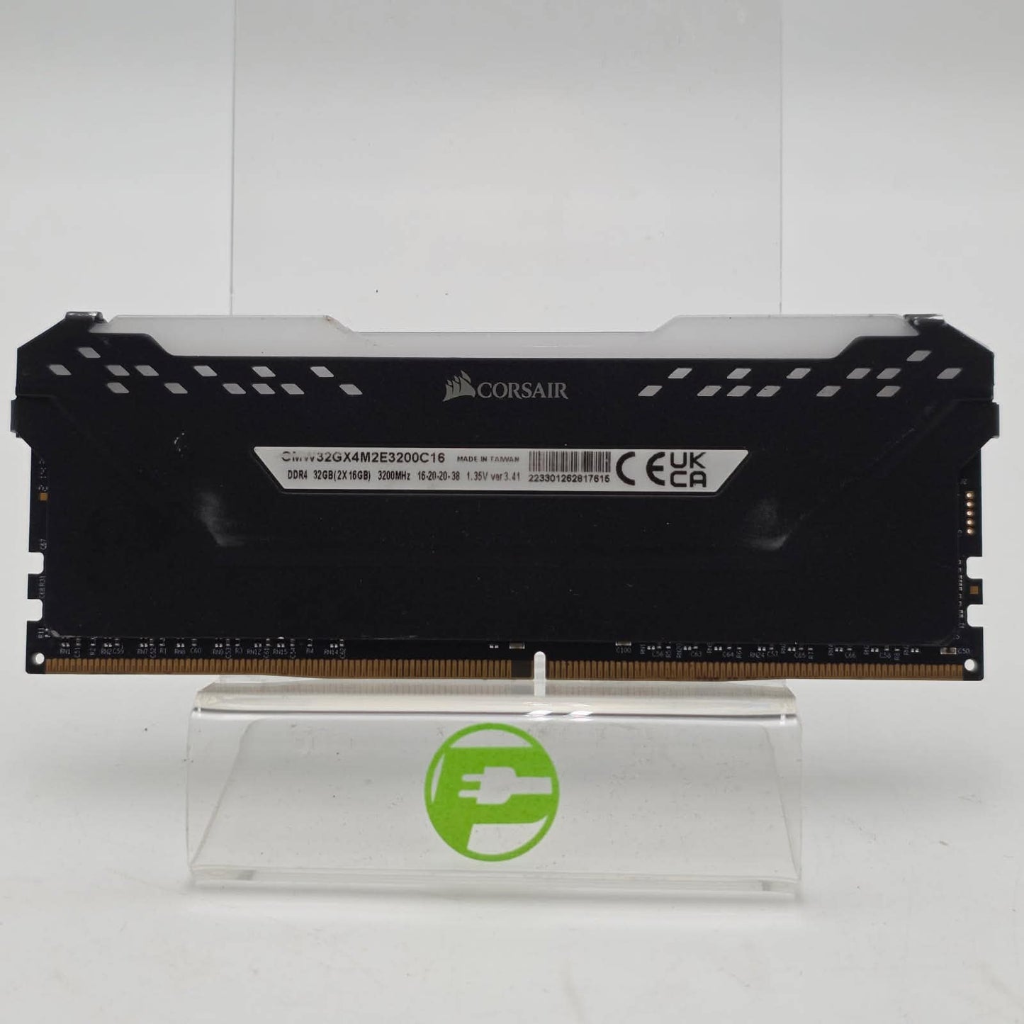 Corsair Vengeance RGB Pro 16GB (1x16GB) RAM DDR4 3200MHz READ